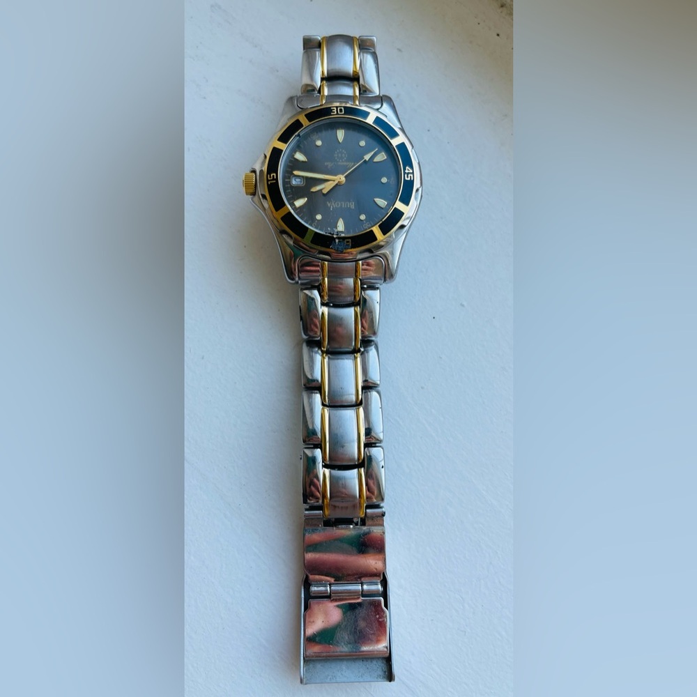 Men’s Beautiful ‘BULOVA’ Watch (needs battery / see pics & details)
